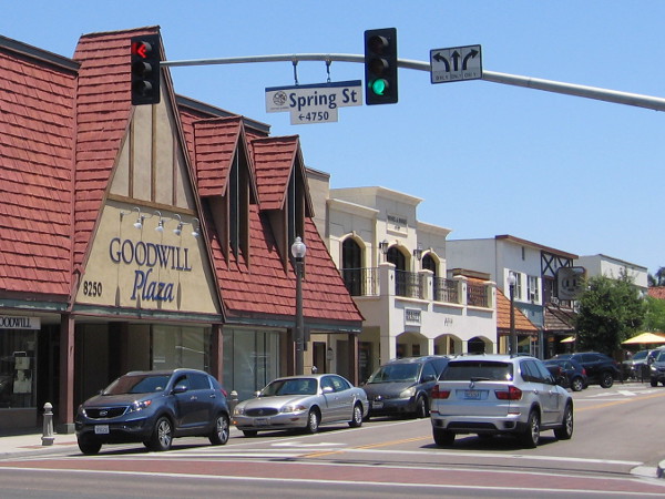 La Mesa, California: What Visitors Should Know About This San Diego Suburb